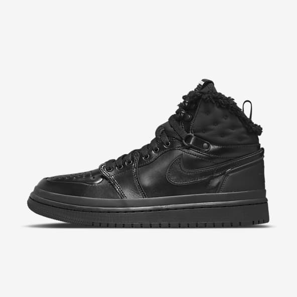 Jordan 1 Noir Chaussures. Nike BE