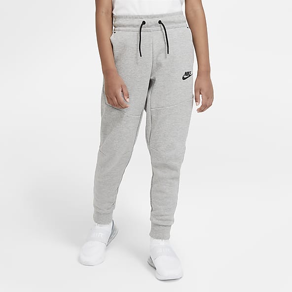 Comprar pantalones y Tech Fleece. Nike