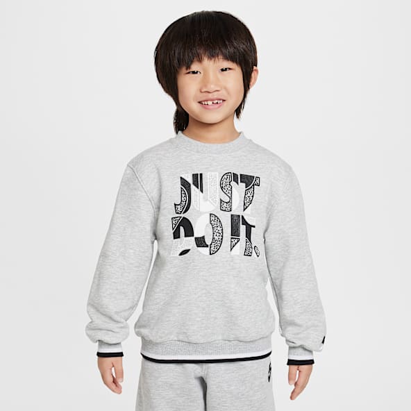 Nike Sportswear "Outside the Lines" Sudadera de cuello redondo de French Terry para niños talla pequeña