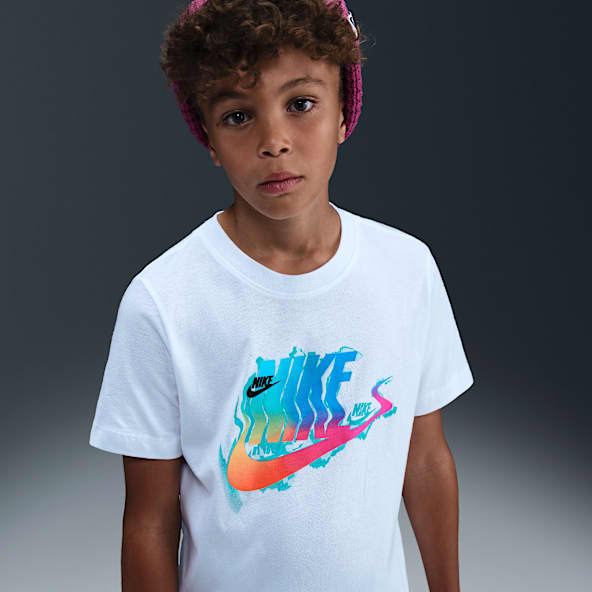 Nike Sportswear Big Kids' T-Shirt