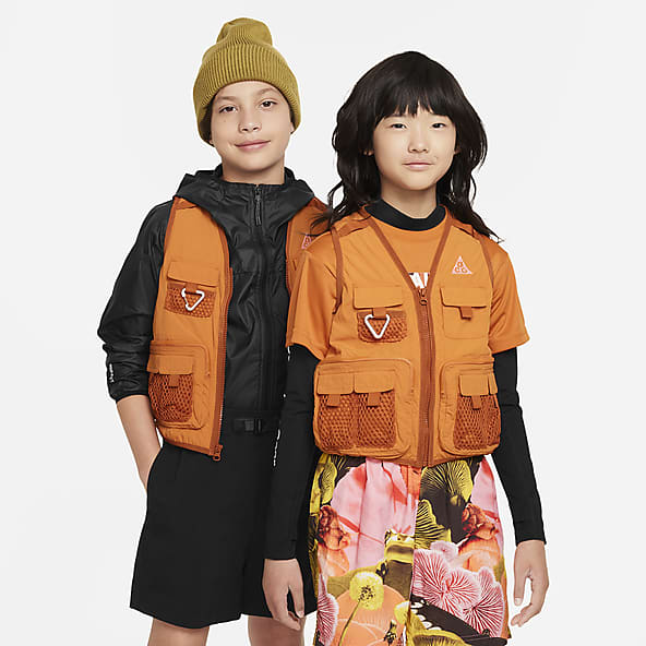 Vests. Nike JP