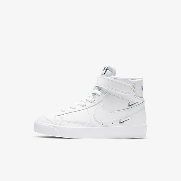 nike mid top shoes
