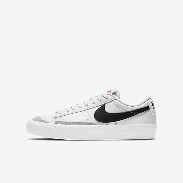 nike black and white shoes
