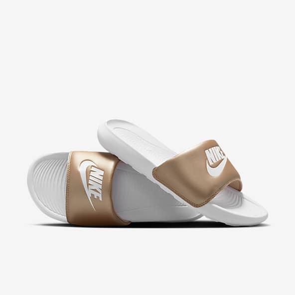 Mujer Sandalias y chanclas. Nike CL