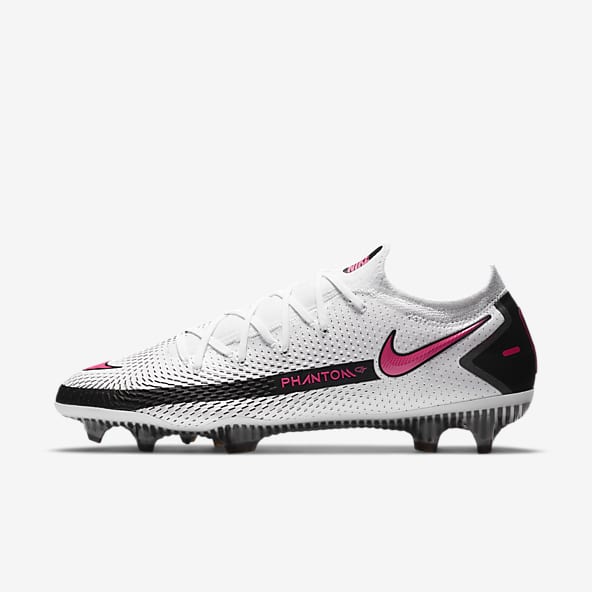 black and white nike soccer cleats
