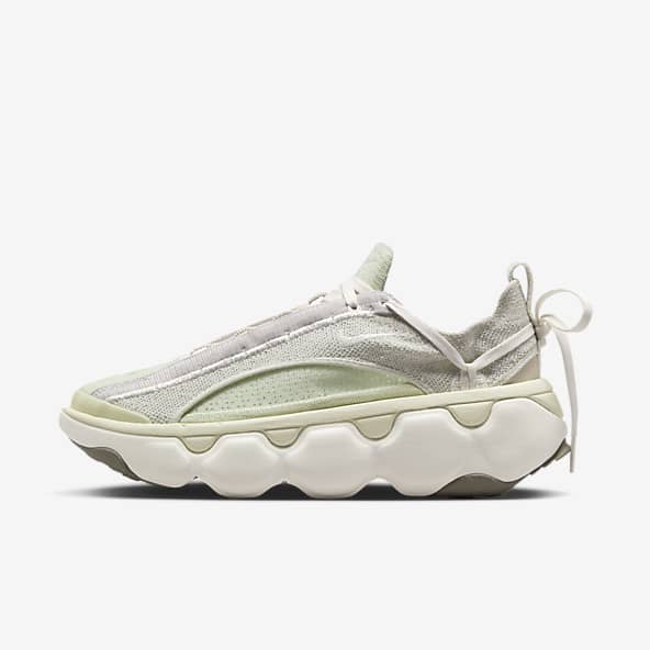 womens nike lifestyle sneakers