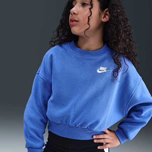 Nike Sportswear Club Fleece Sweatshirt mit Rundhalsausschnitt und kastiger Passform (Mädchen)