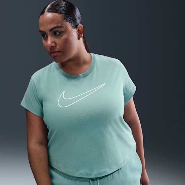 Nike Sportswear Women's Short-Sleeve Graphic T-Shirt (Plus Size)
