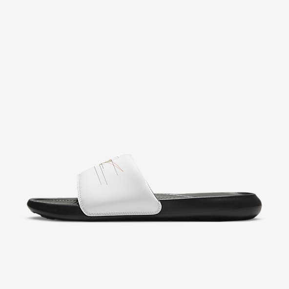 Nike store sandals clearance