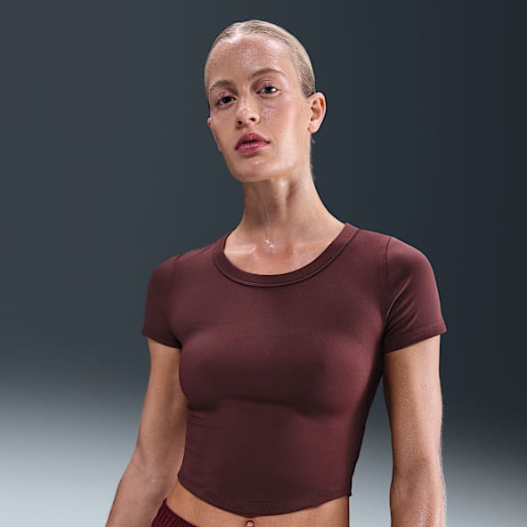 Nike One Fitted Women's Dri-FIT Short-Sleeve Cropped Top