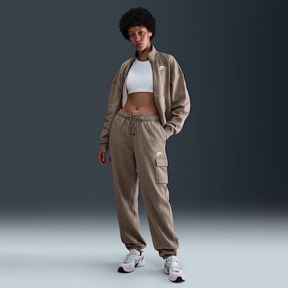 Nike Sportswear Club Fleece Pantalones de entrenamiento cargo oversized de tiro medio para mujer
