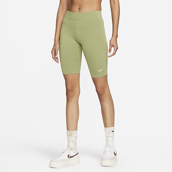 Women's Shorts. Nike GB
