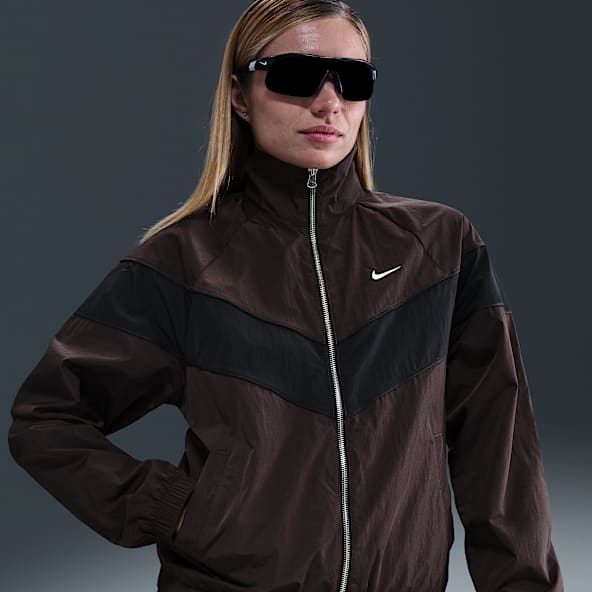 Nike Windrunner Women's Loose UV Woven Full-Zip Jacket