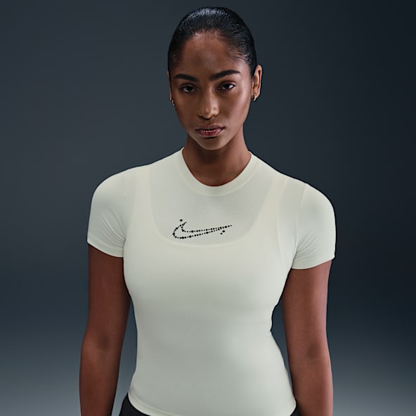 Nike Sportswear Camiseta corta y ceñida para mujer