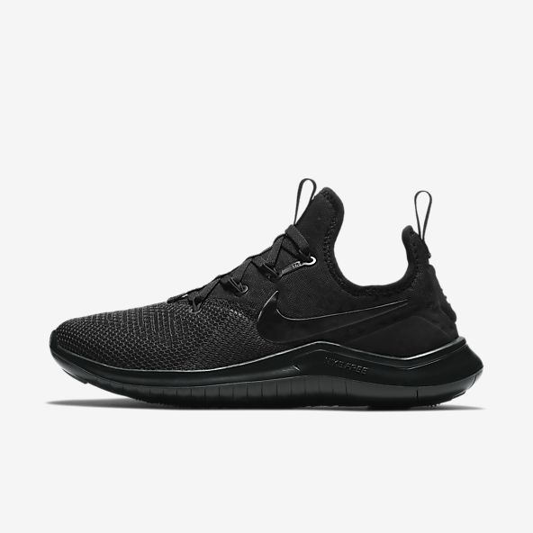 black nike gym shoes