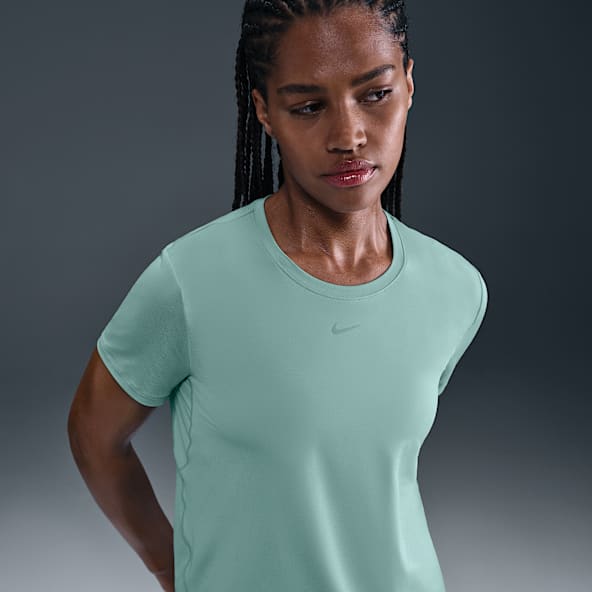 Nike One Classic Playera de manga corta Dri-FIT para mujer