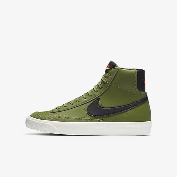 nike dark green shoes