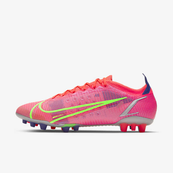 ladies pink football boots