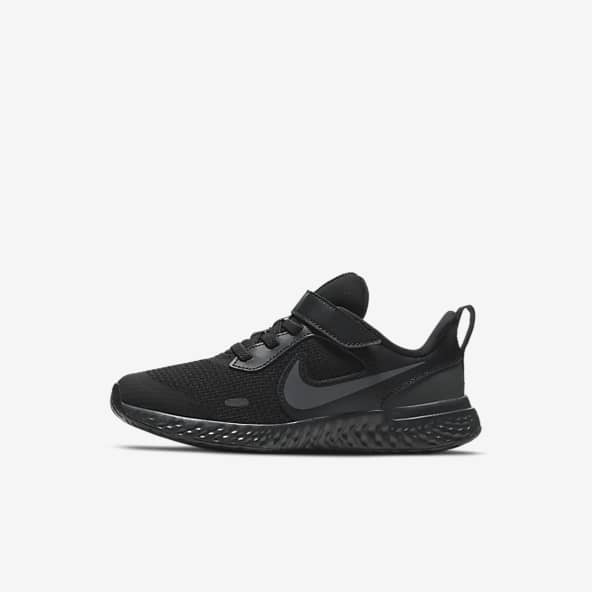 boys nike strap shoes