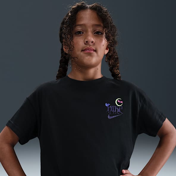 Nike Sportswear Big Kids' (Girls') T-Shirt