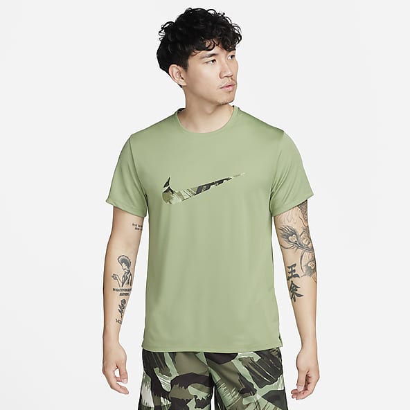 NIKE公式】 メンズ グリーン トップス & Tシャツ【ナイキ公式通販】