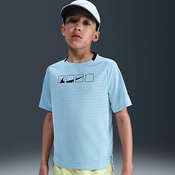 Nike Multi Tech Older Kids' (Boys') Dri-FIT Short-Sleeve Top