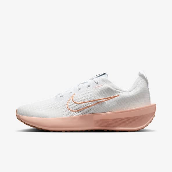 Nike Interact Run Women's Road Running Shoes