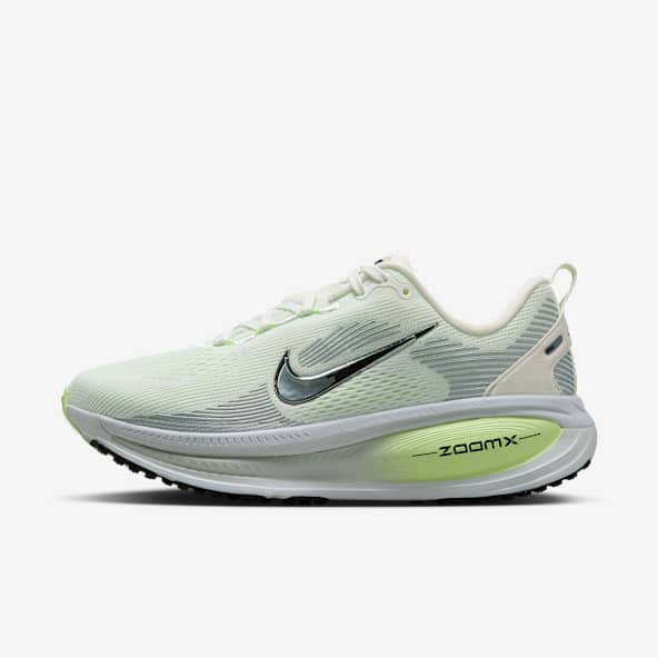 Nike Vomero 18 Women's Road Running Shoes (Extra Wide)