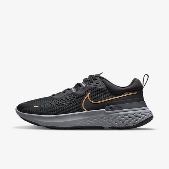 Nike React Running Shoes. Nike.com تعريف الاسم