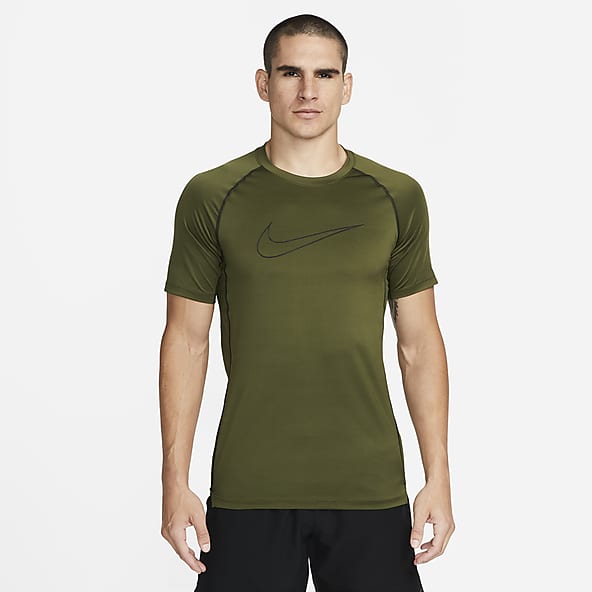 Fabriek Kosciuszko cijfer Mens Green Tops & T-Shirts. Nike.com
