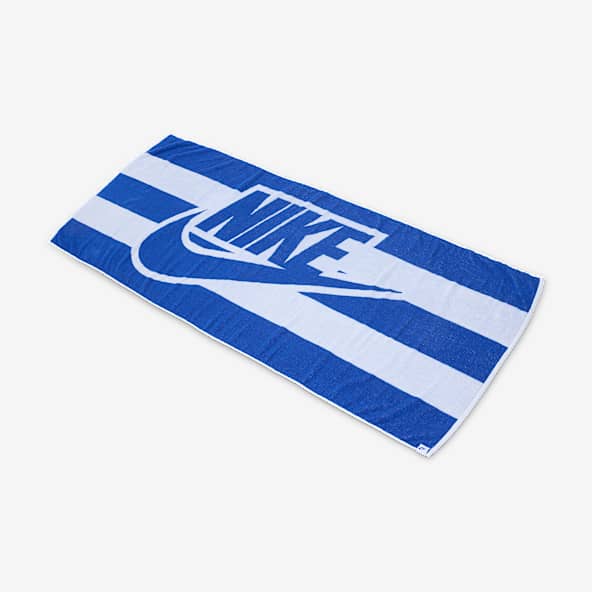 Nike Club Pool Towel