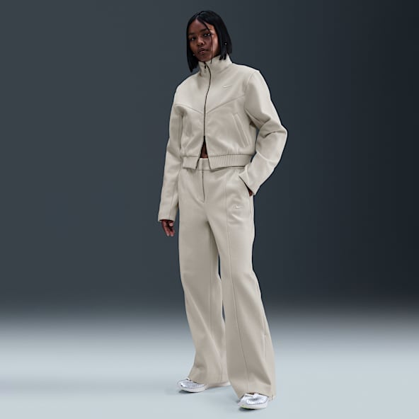 Nike Sportswear Damskie spodnie o dopasowanym kroju