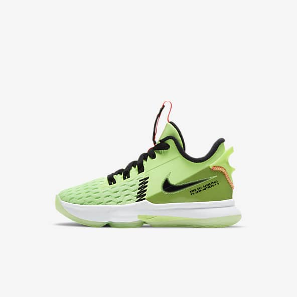 mint green nike basketball shoes