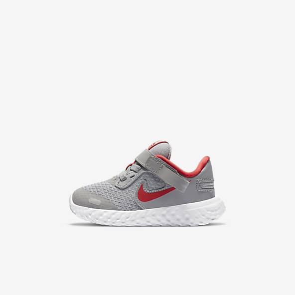 infant size 5 nike trainers