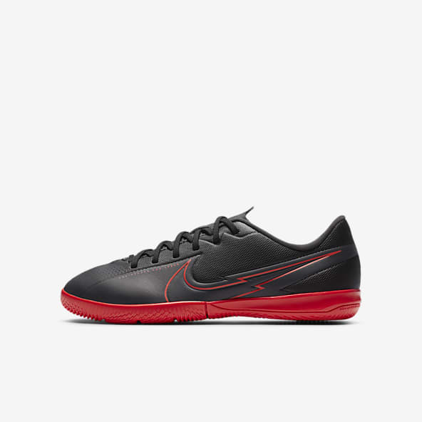 nike soccer shoes youth
