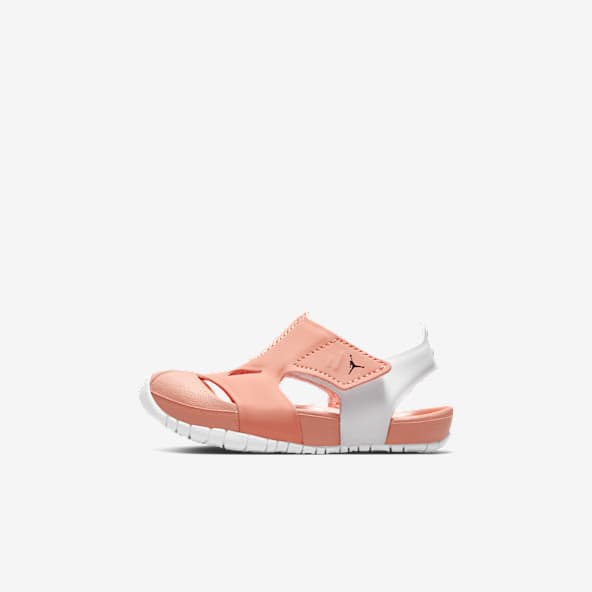 Sneakers e scarpe arancioni. Nike IT