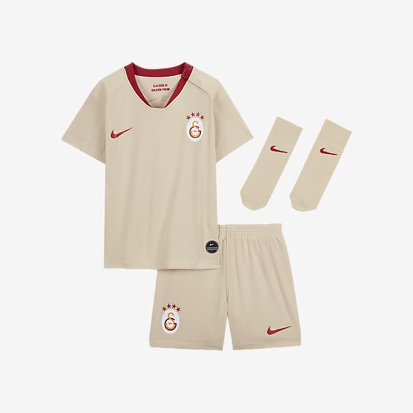 galatasaray forma ve tisortler nike tr