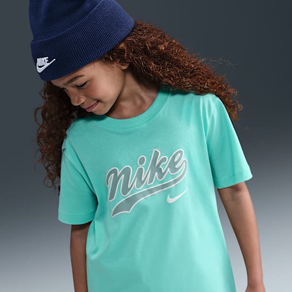 Nike Sportswear Older Kids' (Girls') T-Shirt