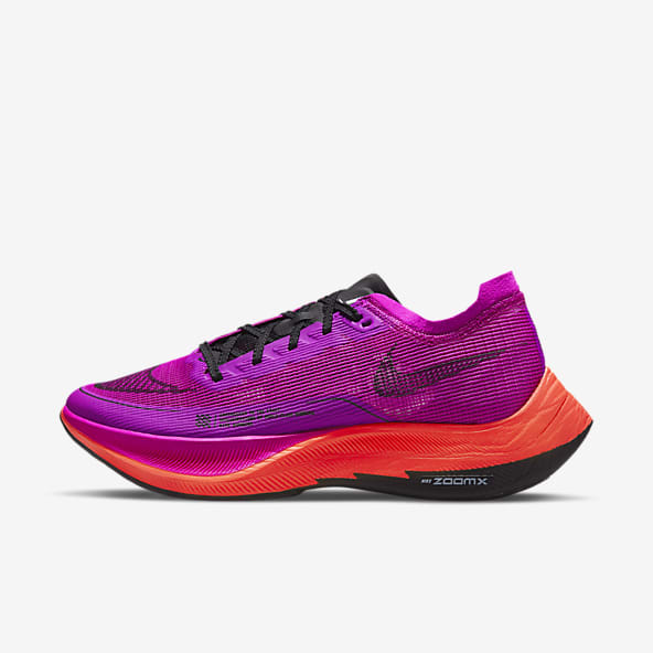 magenta nike running shoes