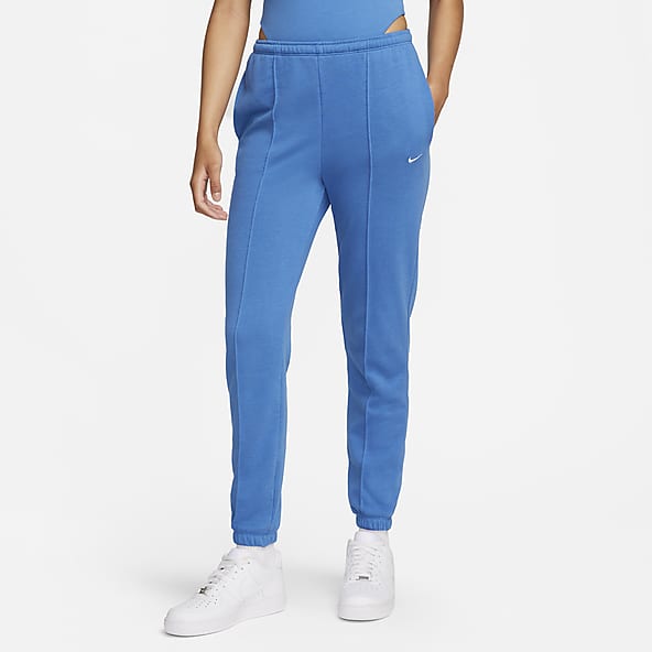 Nike Activewear for Women, Online Sale up to 45% off