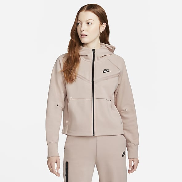 Nike Clearance Outlet Sale: Up to 50% off on Select Styles