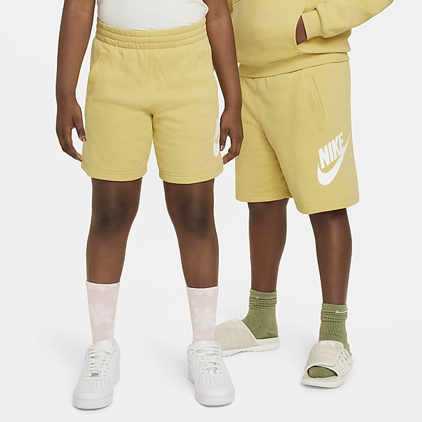 Nike Sportswear Club Fleece Big Kids' Sweatshirt (Extended Size