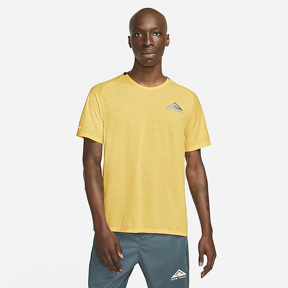 Un evento Permeabilidad télex Mens Yellow Tops & T-Shirts. Nike.com