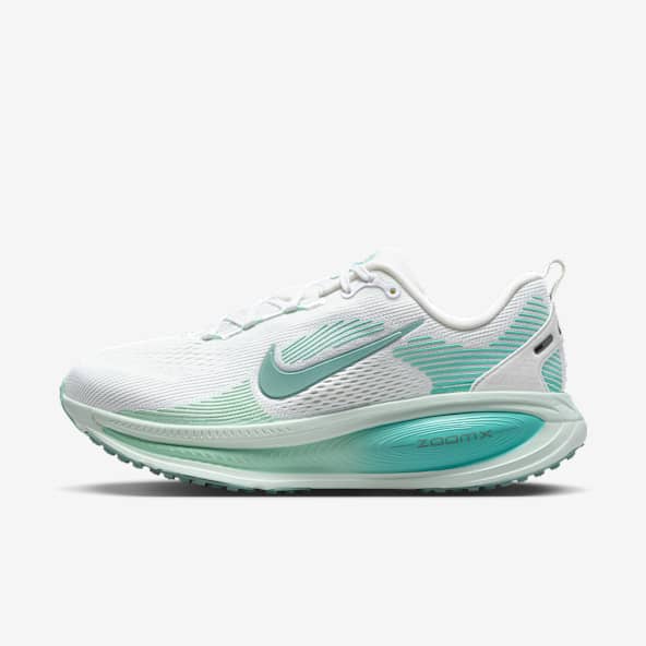 Nike Vomero 18 Tenis de correr en pavimento para mujer (extraanchos)