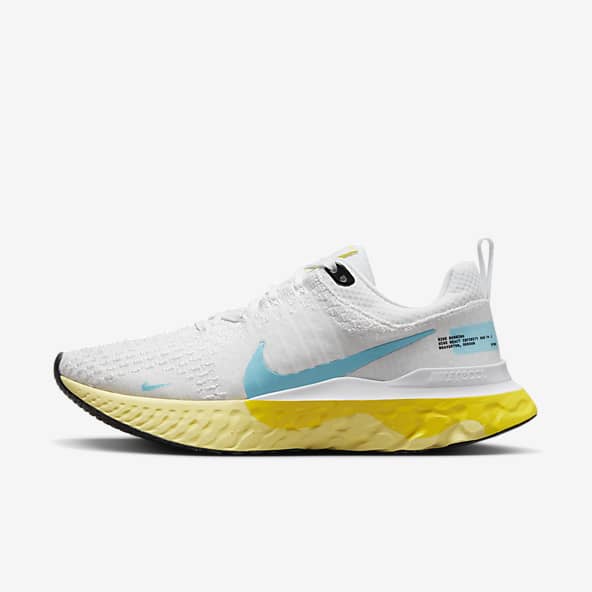 Running Shoes. Nike VN
