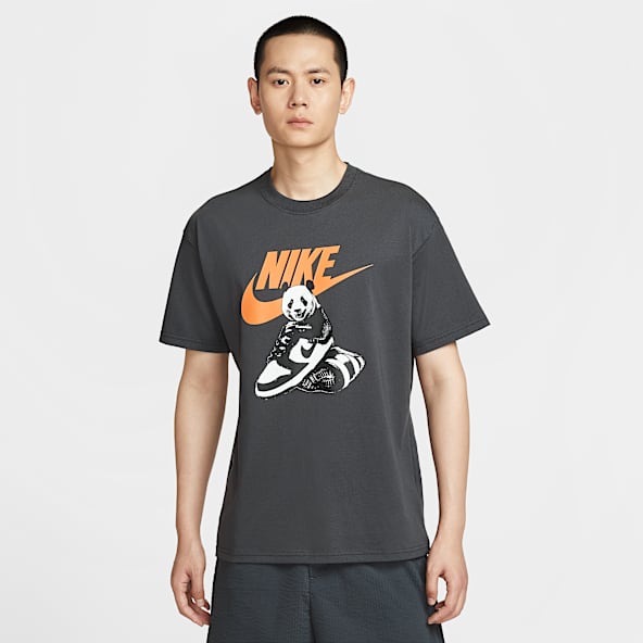 Nike Sportswear 男款 T 恤