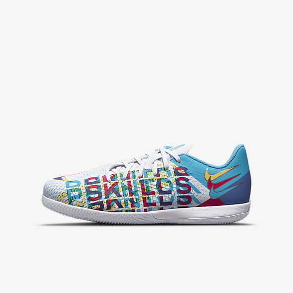 nike soccer shoes for kids