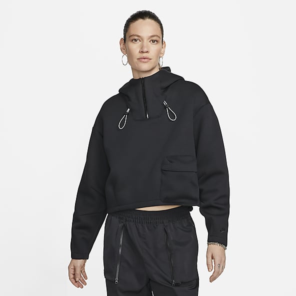 Sportswear Black. Nike CA