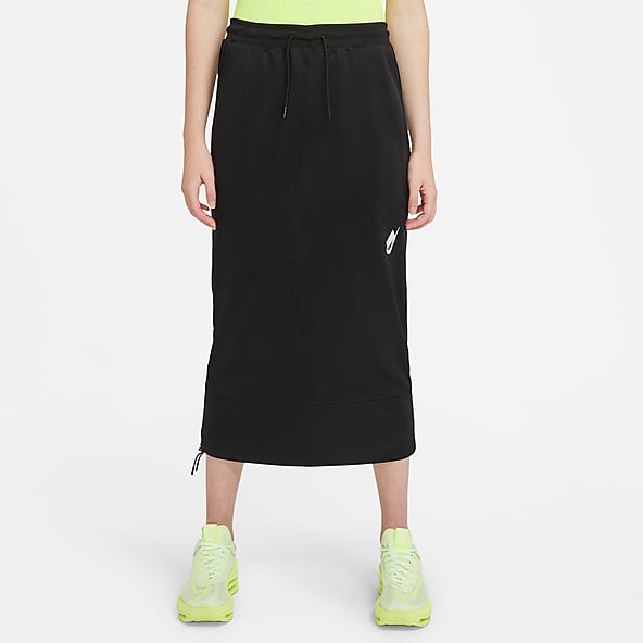 nike skirt and jacket set