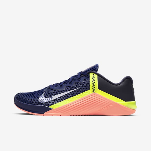 nike indoor training shoes